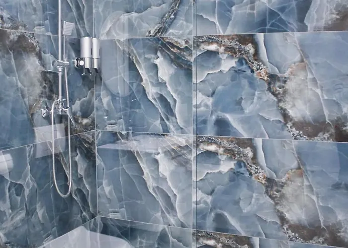 Lyly - Free Private Parking *