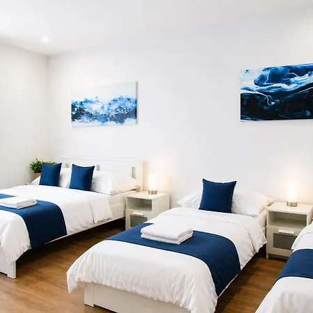 Lyly - 2 Bedrooms For 6 Guests & Free Parking * 프라하
