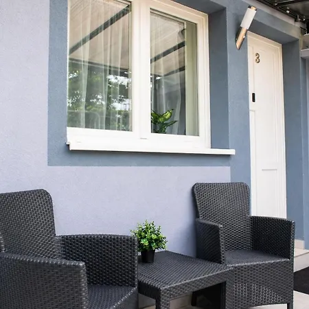 아파트 Lyly - 2 Bedrooms For 6 Guests & Free Parking 프라하
